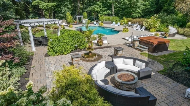 $1,795,000 | 45 Summer Street, Duxbury, MA 02332
