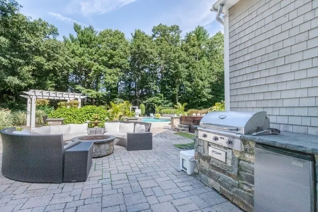 $1,795,000 | 45 Summer Street, Duxbury, MA 02332