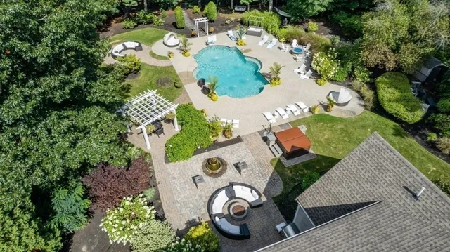 $1,795,000 | 45 Summer Street, Duxbury, MA 02332