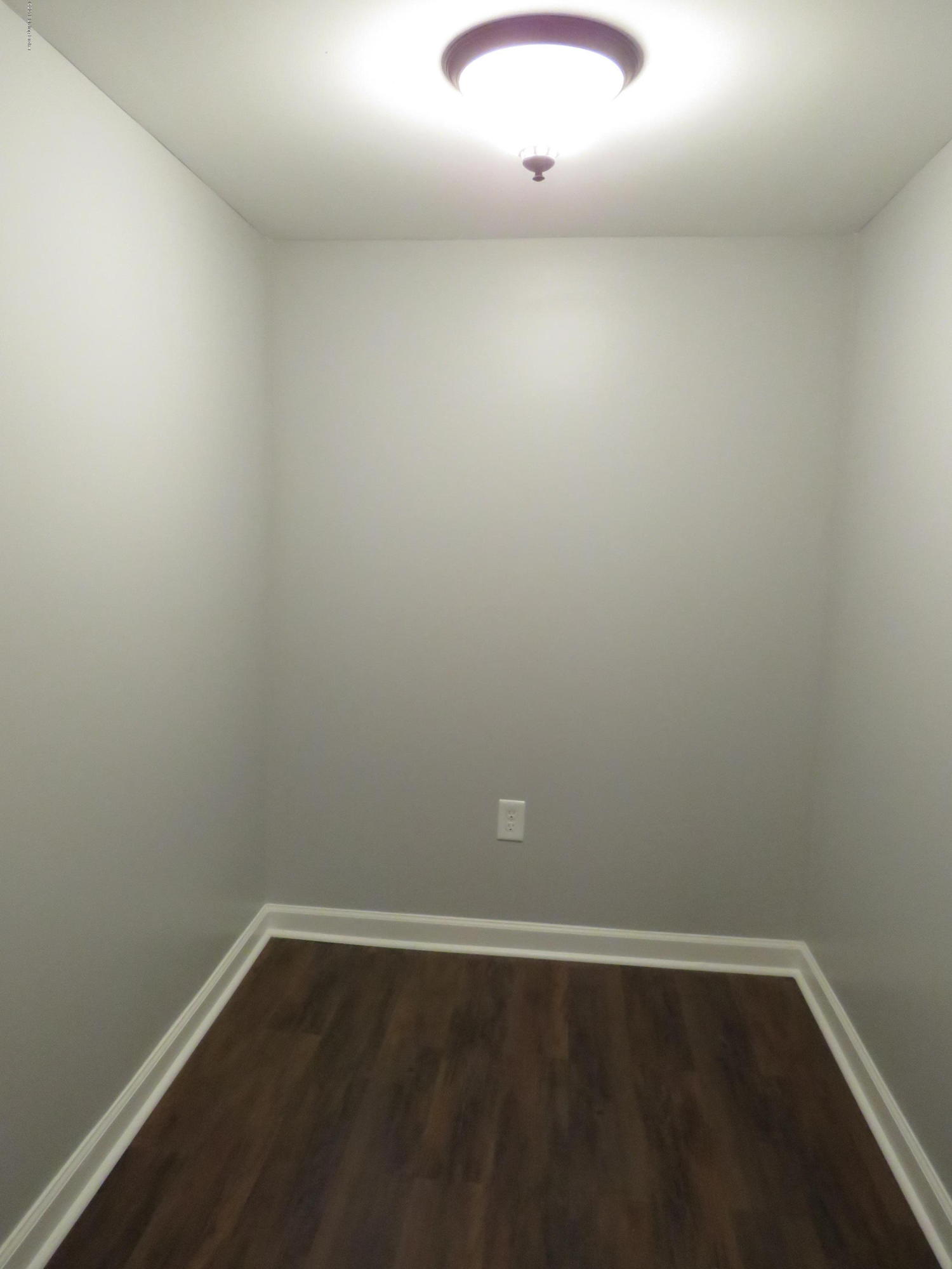 3407 Sumac Road Louisville, KY 40216 - Photo 30 of 39 IMG_3551