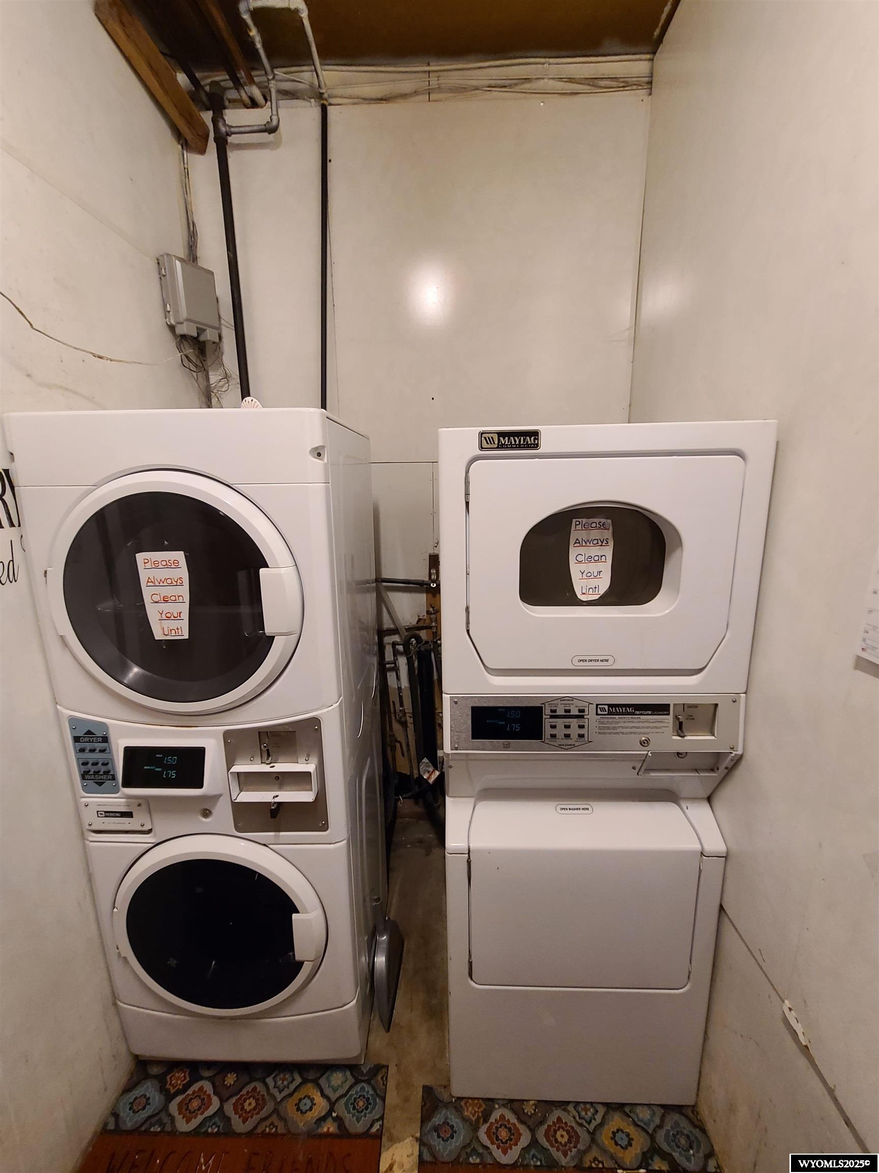 814 7th Street Rock Springs, WY 82901 - Photo 13 of 17 Visit www.wyorealtor.com or call 307-371-5113 for info.