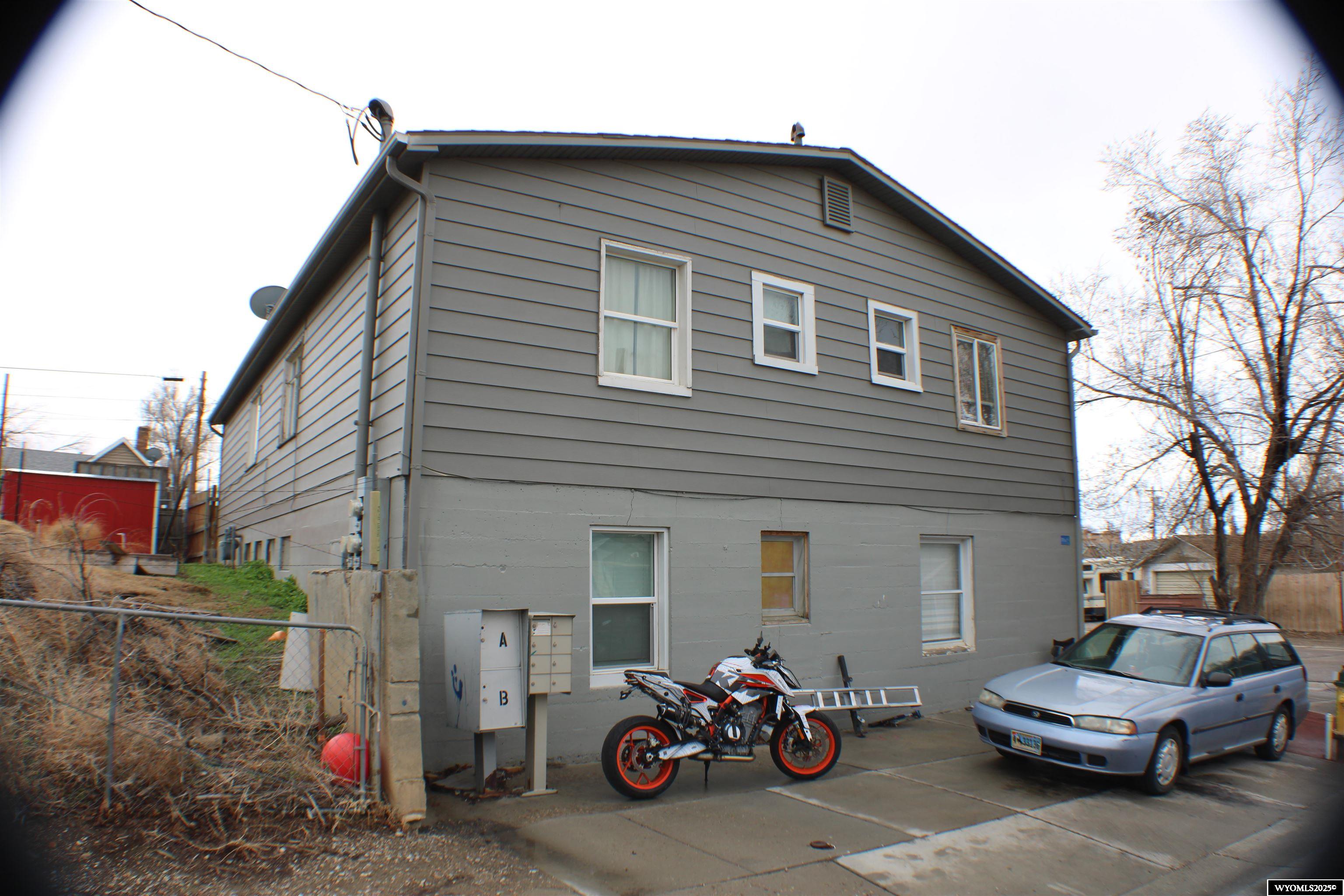 814 7th Street Rock Springs, WY 82901 - Photo 15 of 17 Visit www.wyorealtor.com or call 307-371-5113 for info.