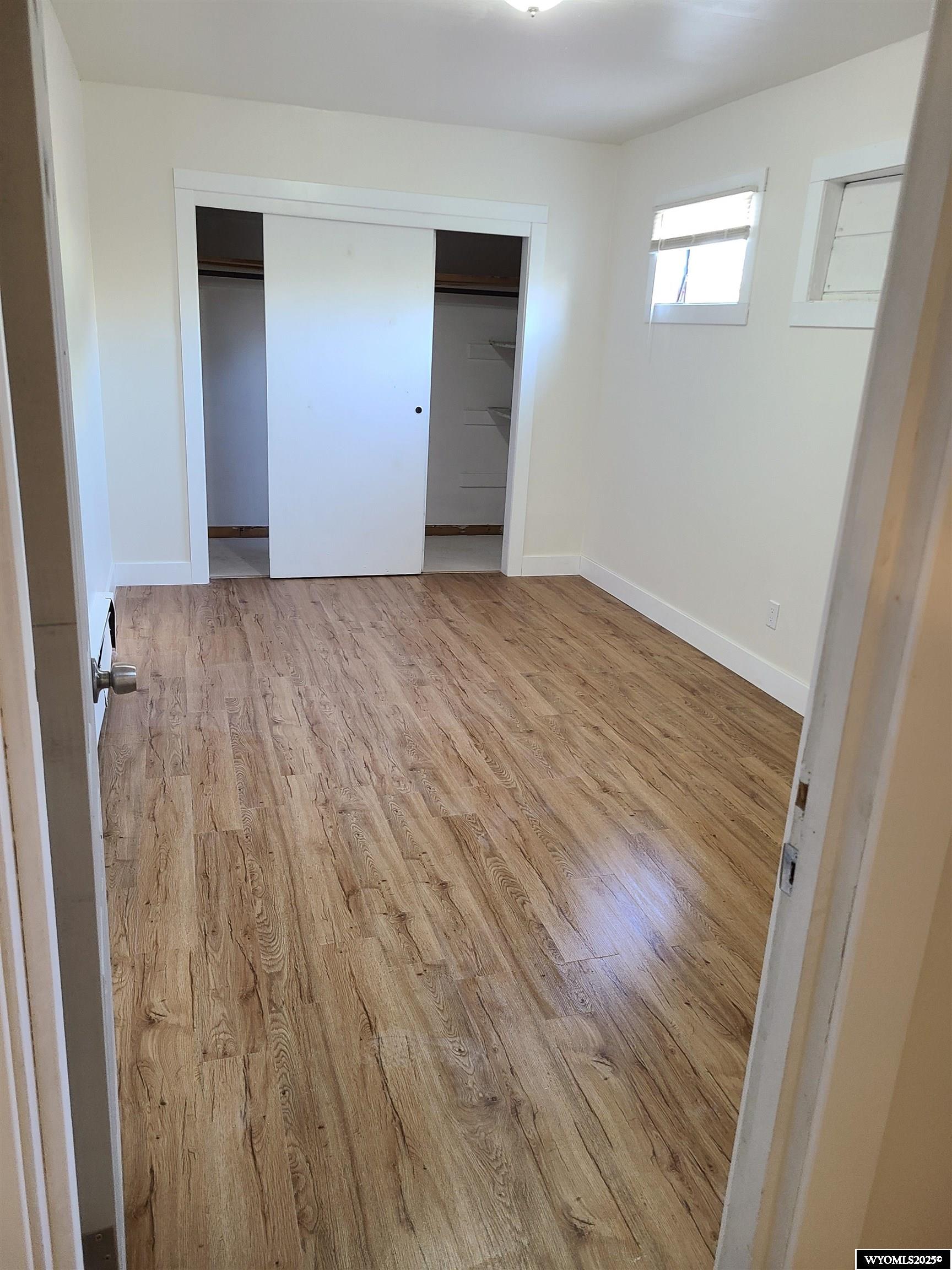 814 7th Street Rock Springs, WY 82901 - Photo 4 of 17 Visit www.wyorealtor.com or call 307-371-5113 for info.