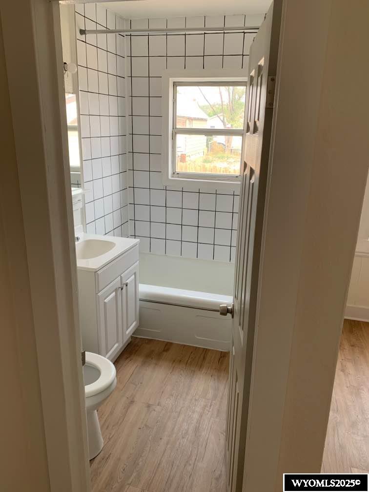 814 7th Street Rock Springs, WY 82901 - Photo 6 of 17 Visit www.wyorealtor.com or call 307-371-5113 for info.