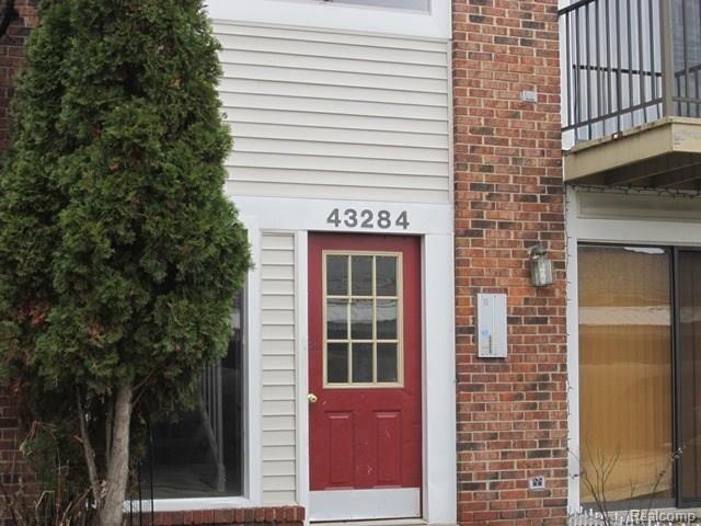 43284 Mound Road, Unit 401 Sterling Heights, MI 48314 - Photo 2 of 14 IMG_2463.JPG