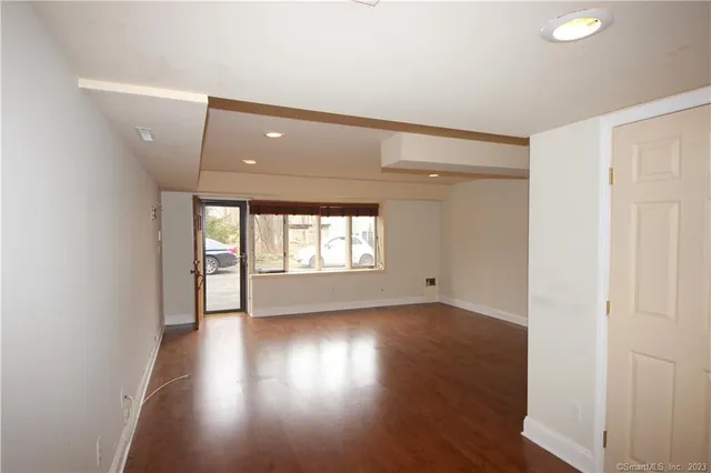 $8,500 | 950 Rock Rimmon Road, Stamford, CT 06903