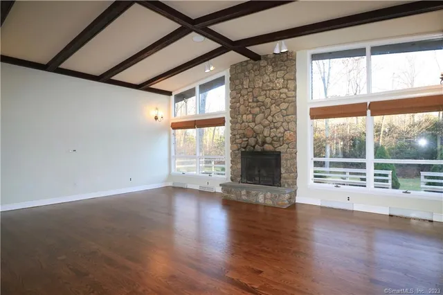 $8,500 | 950 Rock Rimmon Road, Stamford, CT 06903