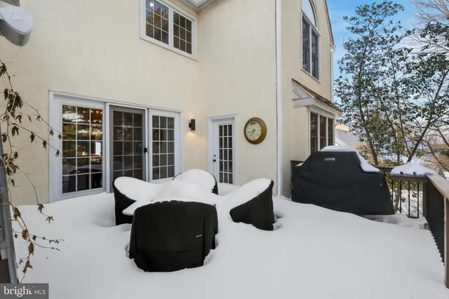 $1,795,000 | 825 Springbank Lane, Wayne, PA 19087