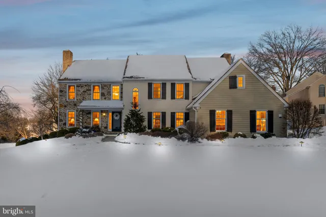 $1,795,000 | 825 Springbank Lane, Wayne, PA 19087
