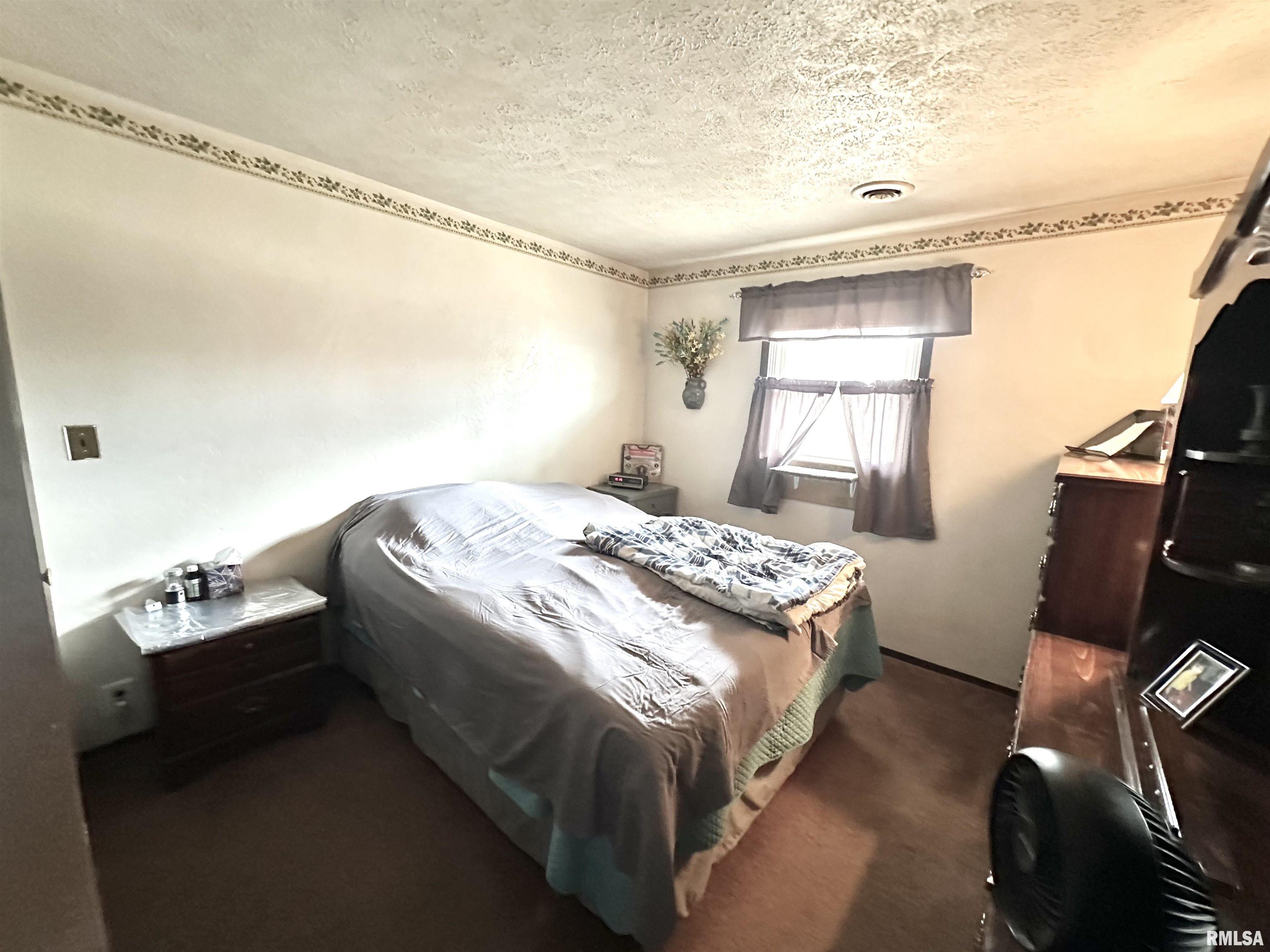 2470 Summer Time Road Kell, IL 62853 - Photo 13 of 17