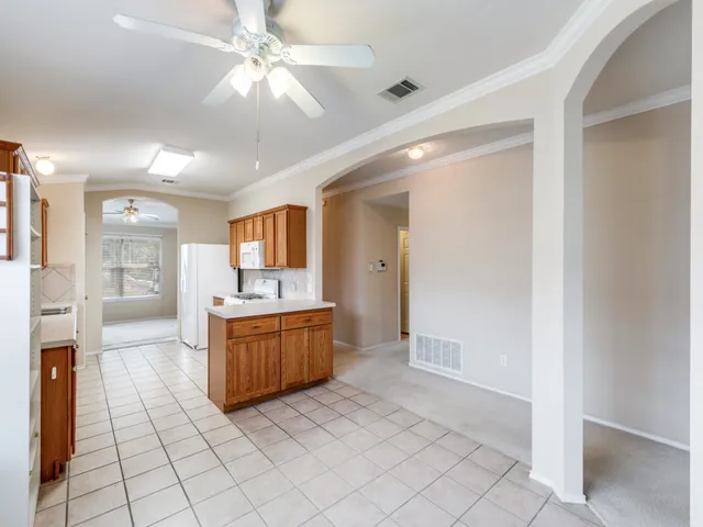 $335,000 | 505 Lafayette Square Drive, Leander, TX 78641