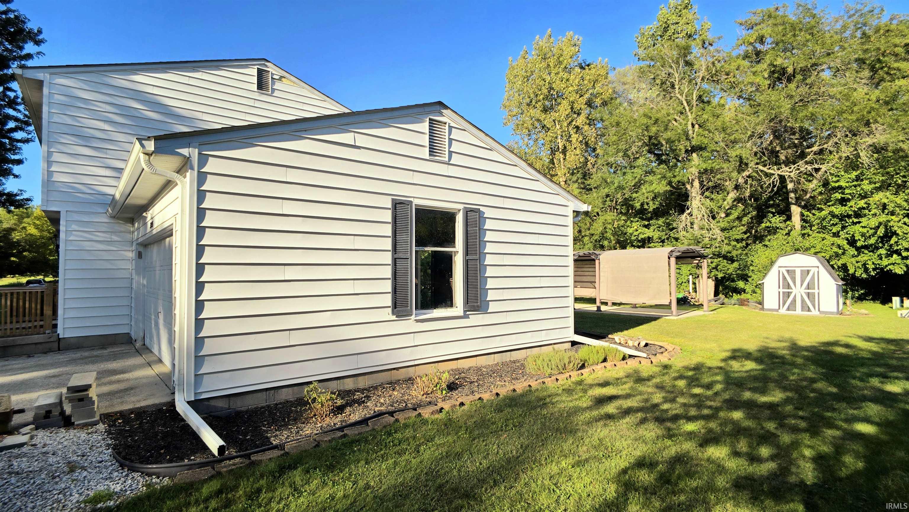 3095 South Stone Road Marion, IN 46953 - Photo 3 of 36 Gallery Image 3