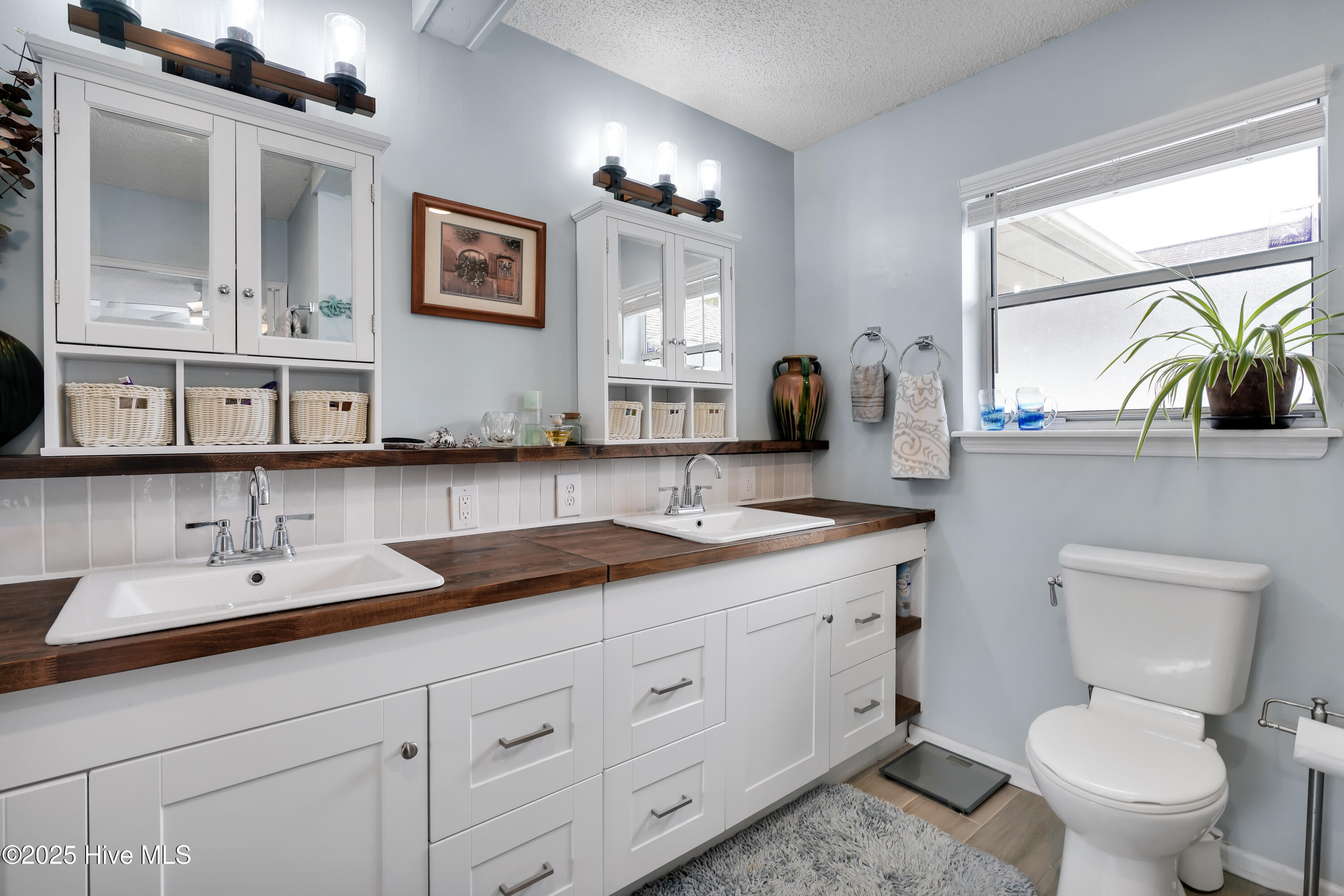 129 Red Bird Lane Hampstead, NC 28443 - Photo 18 of 37 129RedBirdLane-15