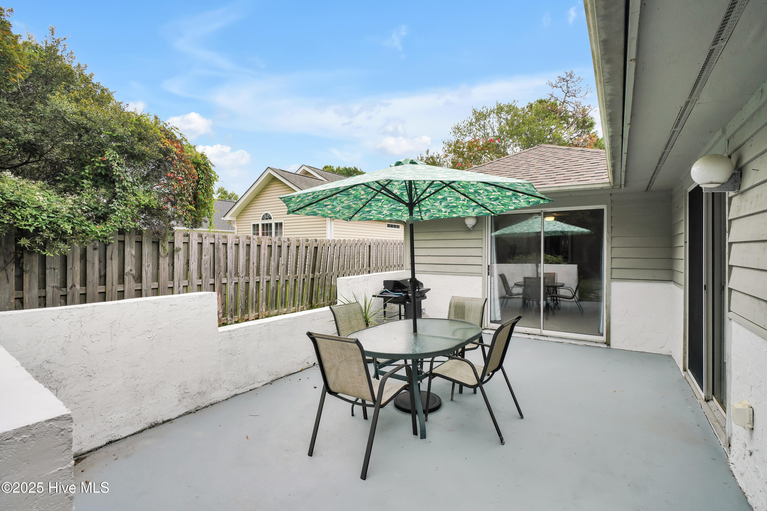 129 Red Bird Lane Hampstead, NC 28443 - Photo 24 of 37 129RedBirdLane-34