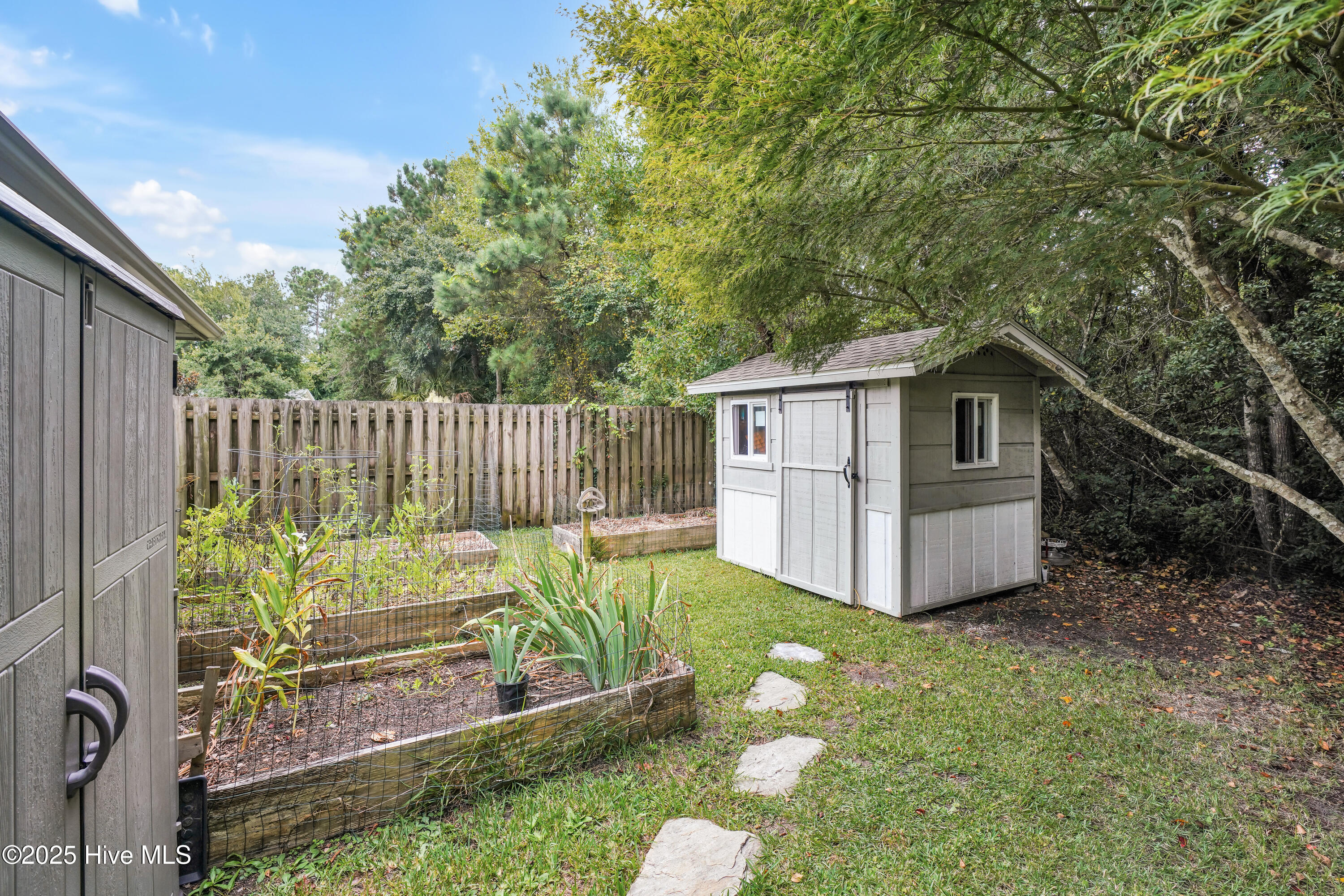 129 Red Bird Lane Hampstead, NC 28443 - Photo 34 of 37 129RedBirdLane-36