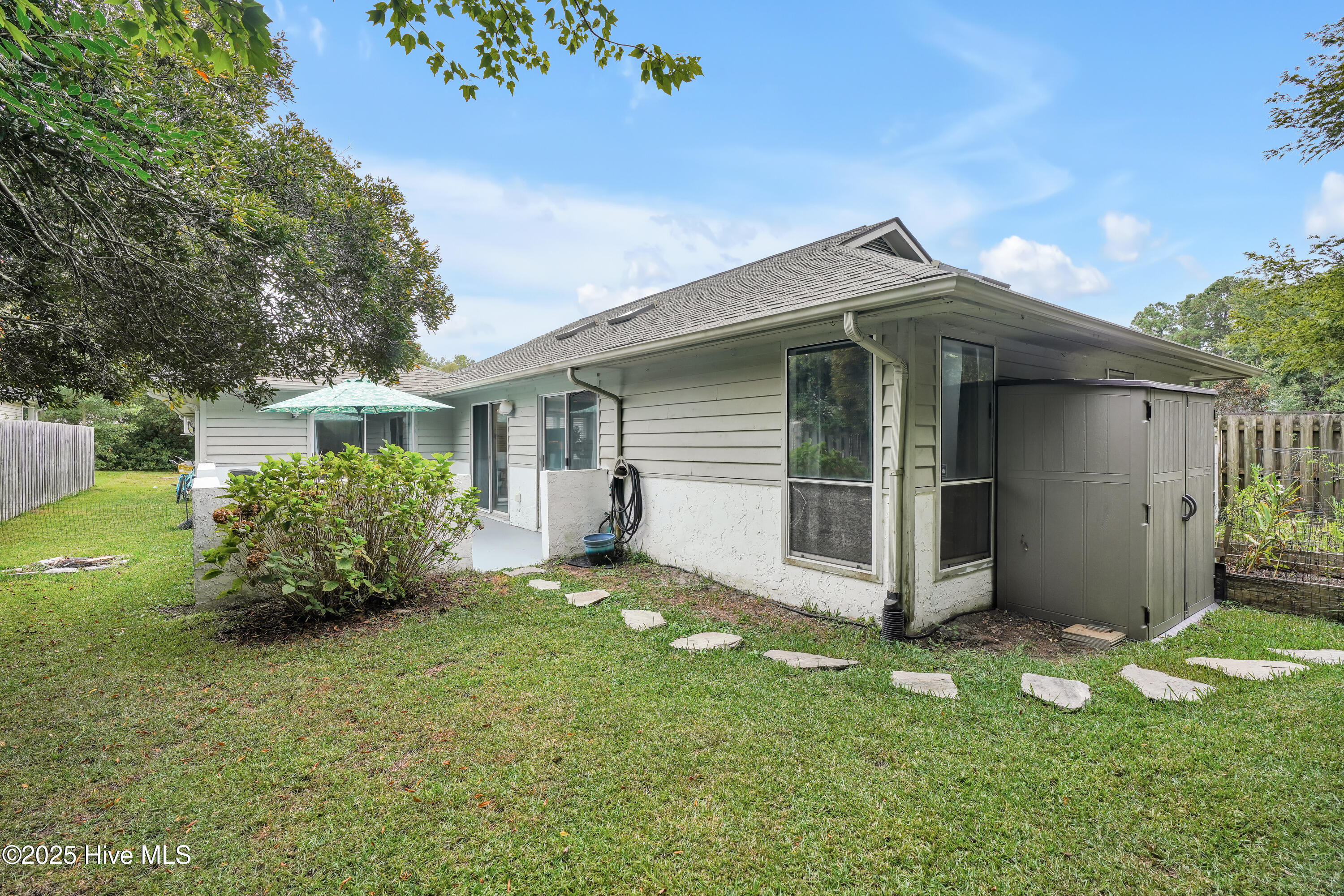 129 Red Bird Lane Hampstead, NC 28443 - Photo 35 of 37 129RedBirdLane-35
