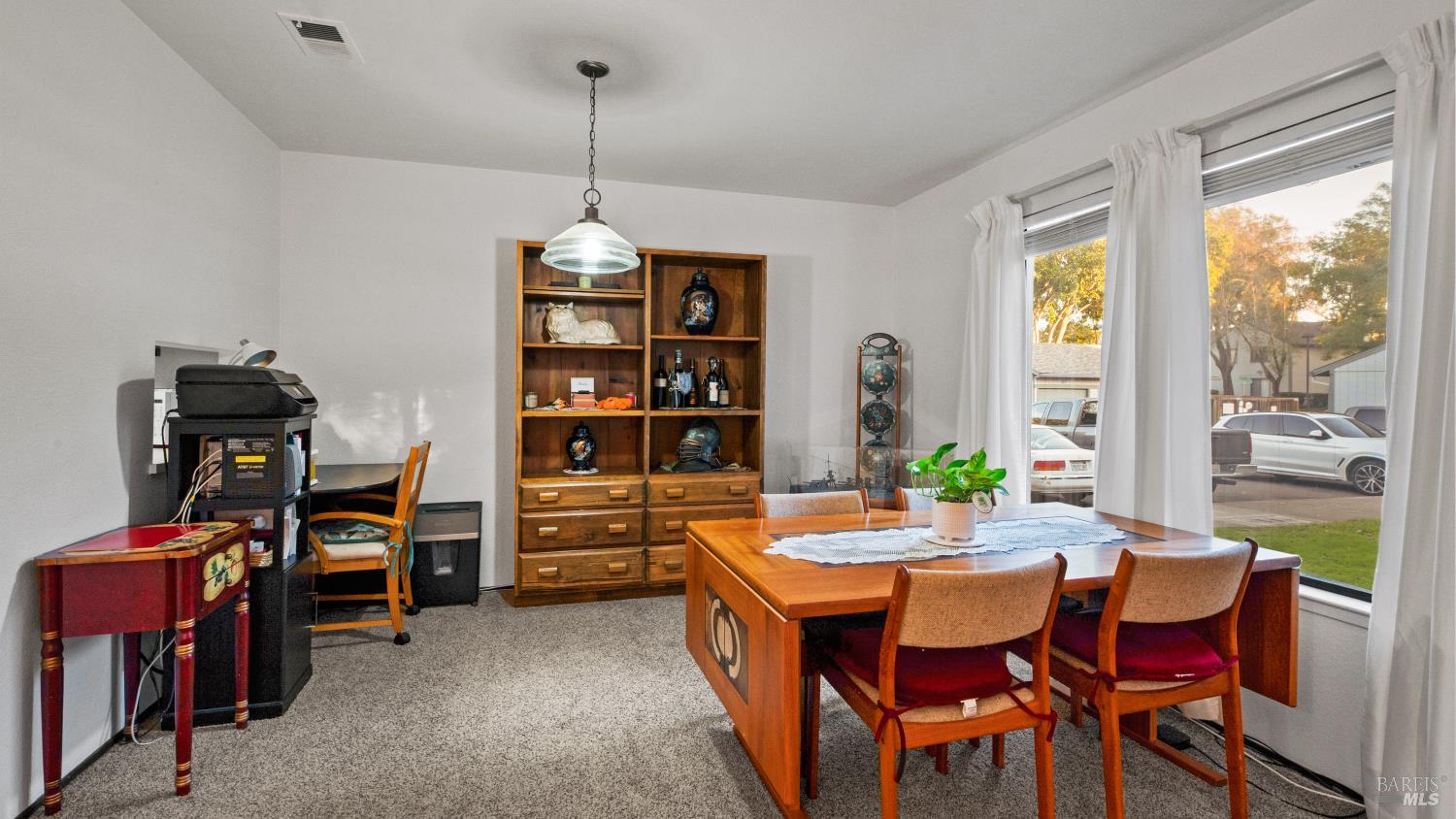 418 Occidental Circle Santa Rosa, CA 95401 - Photo 5 of 25