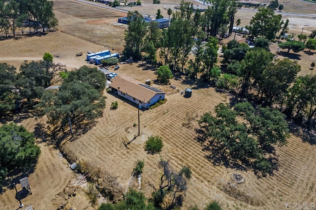 1748 Pine Street Ramona, CA 92065 - Photo 4 of 22