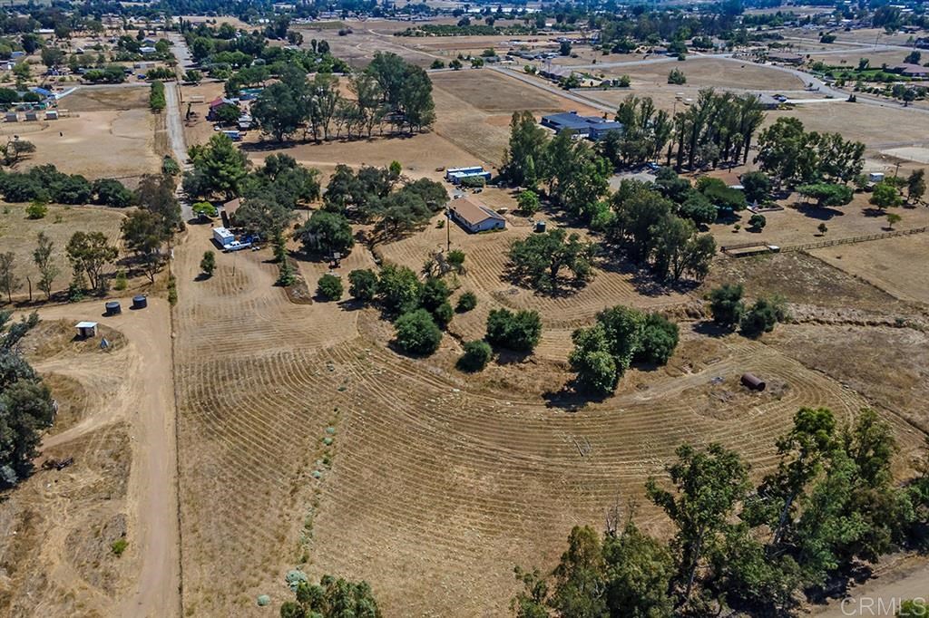 1748 Pine Street Ramona, CA 92065 - Photo 5 of 22