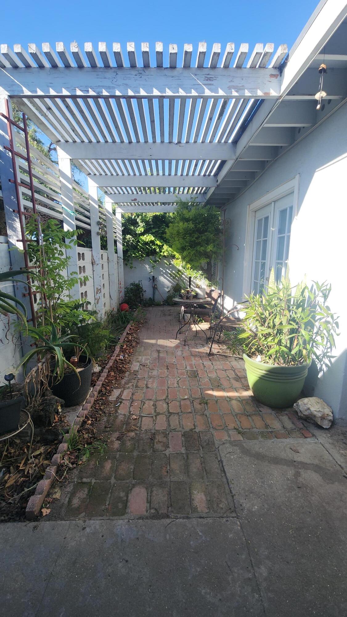 516 North Second Street Lompoc, CA 93436 - Photo 3 of 15 1000061329