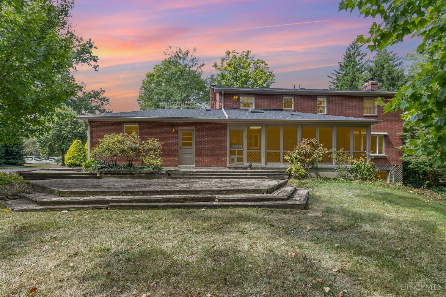 1102 Eversole Road Cincinnati, OH 45230 - Photo 52 of 57