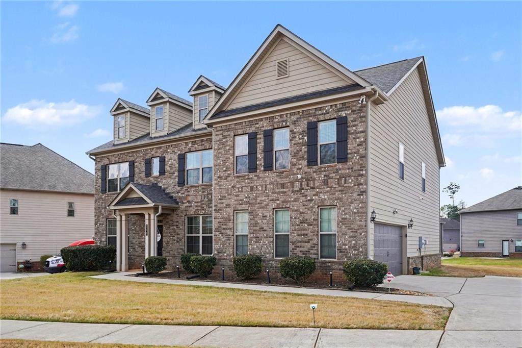 270 St Anne's Place Covington, GA 30016 - Photo 3 of 46