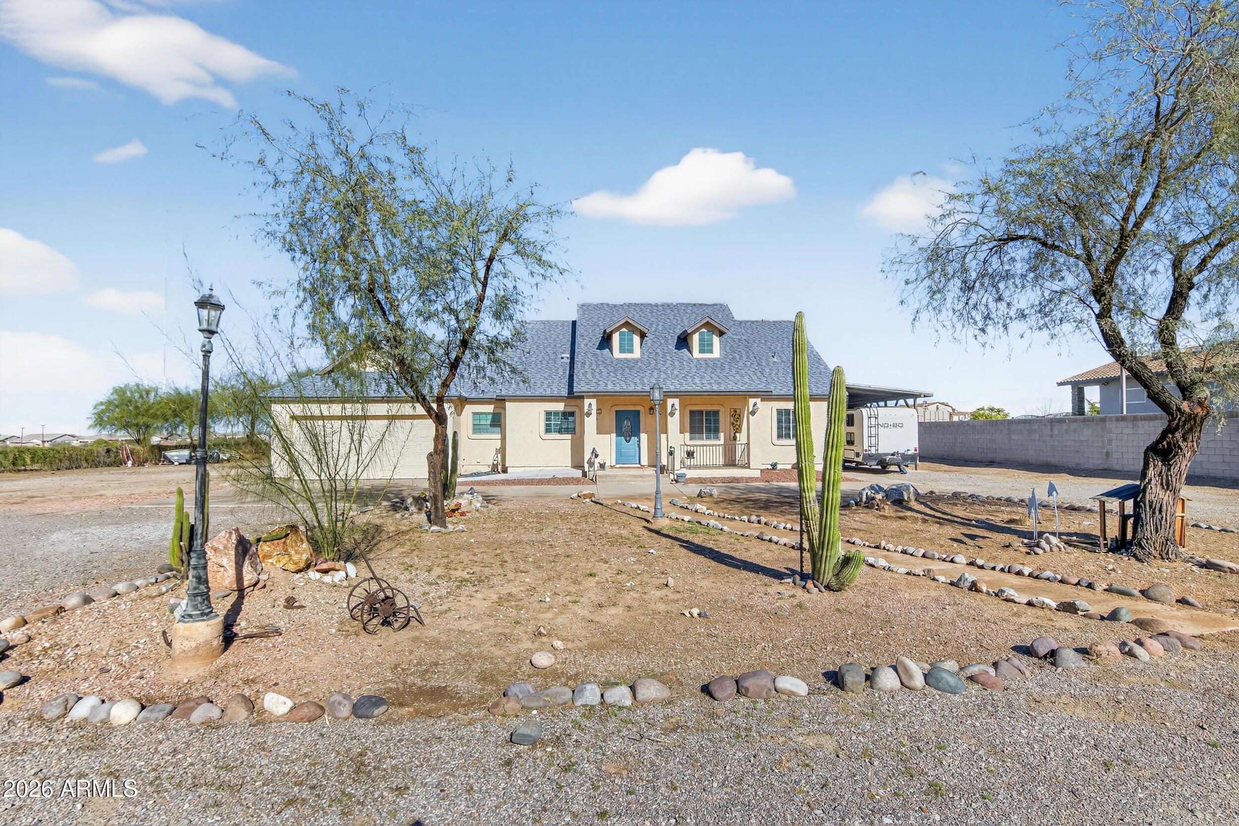 2064 West Dobbins Road Phoenix, AZ 85041 - Photo 2 of 52 Stunning Mountain Views