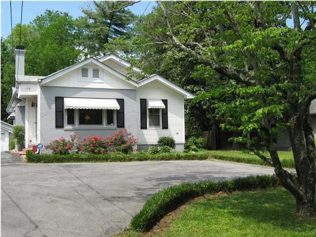 1115 South Crest Road Rossville, GA 30741 - Photo 1 of 23 Primary Photo