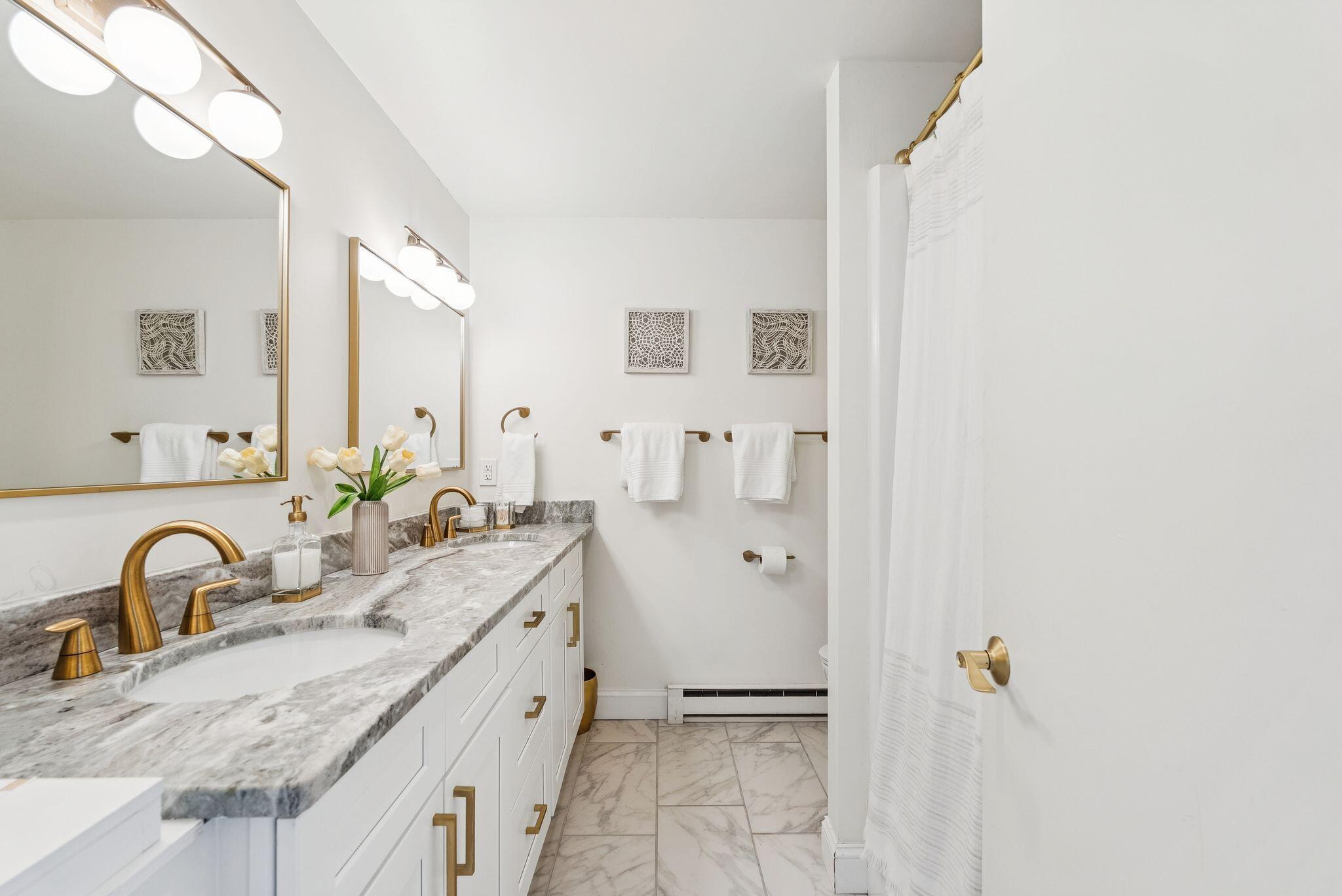 53 Waites Landing Road Falmouth, ME 04105 - Photo 50 of 73 Secondary Bathroom