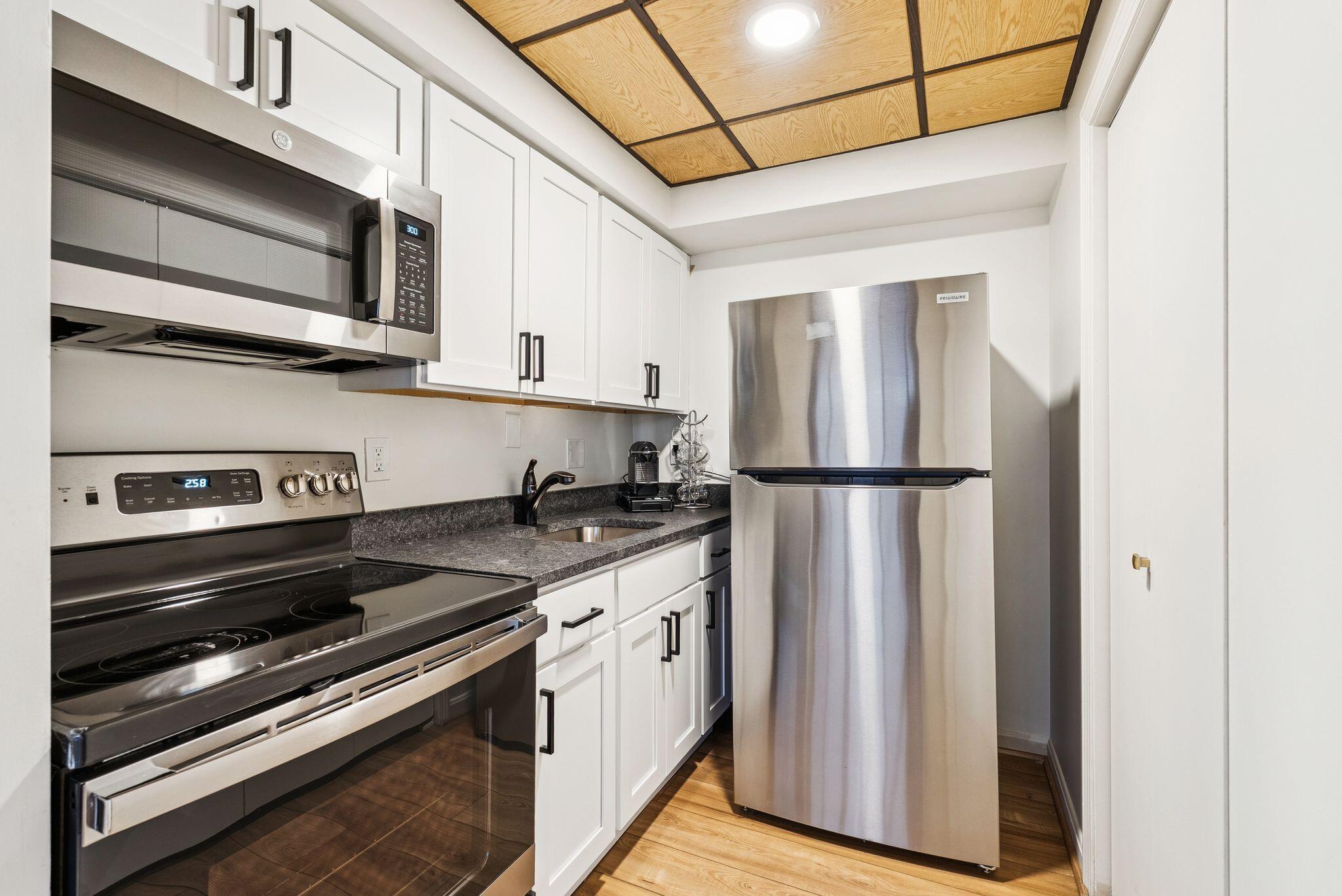 53 Waites Landing Road Falmouth, ME 04105 - Photo 59 of 73 2nd Kitchen