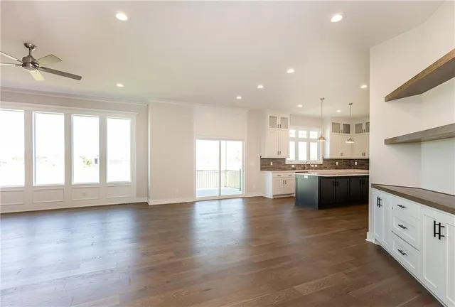 $711,605 | 3509 West 187th Street, Overland Park, KS 66085