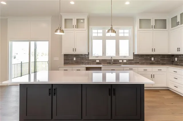 $711,605 | 3509 West 187th Street, Overland Park, KS 66085