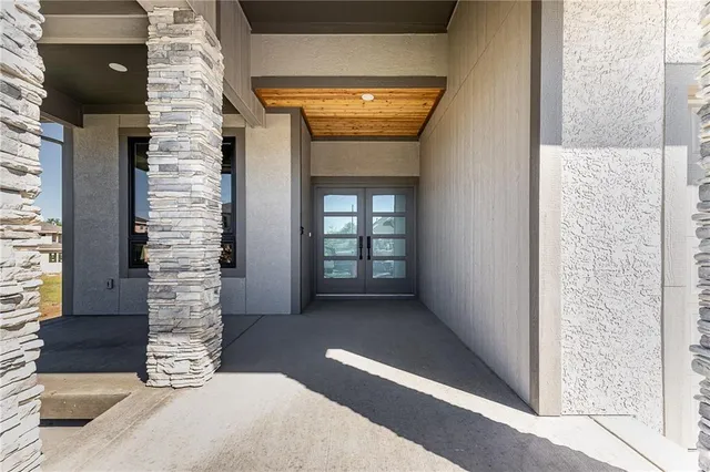 $711,605 | 3509 West 187th Street, Overland Park, KS 66085