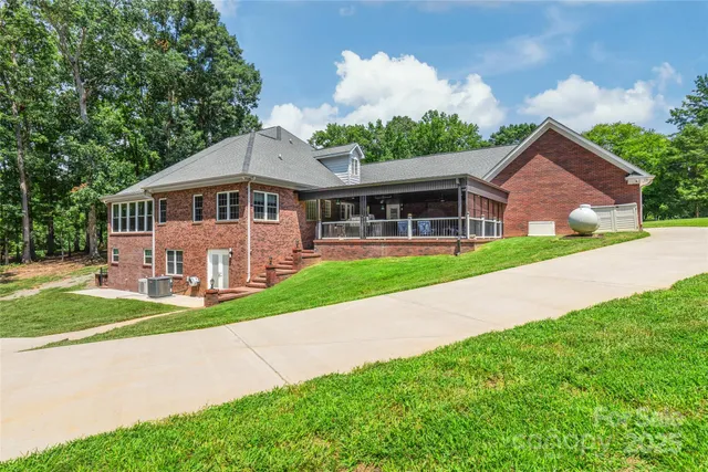 $1,100,000 | 3009 Brooks Mill Lane, Wingate, NC 28174