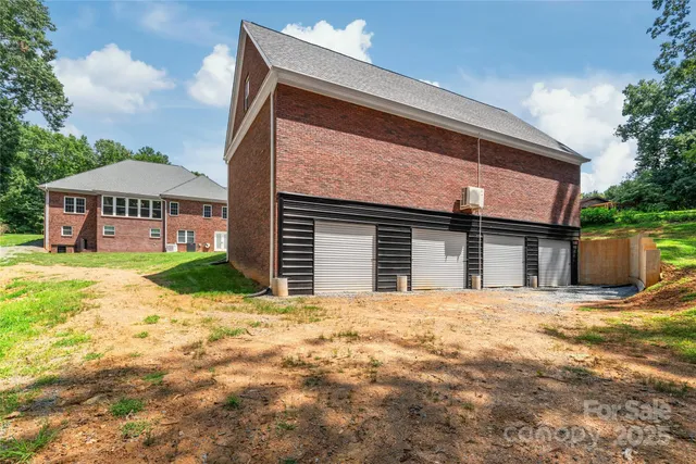 $1,100,000 | 3009 Brooks Mill Lane, Wingate, NC 28174