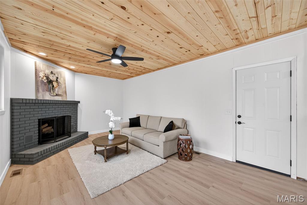 105 Hunters Ridge St. Charles, MO 63301 - Photo 17 of 32