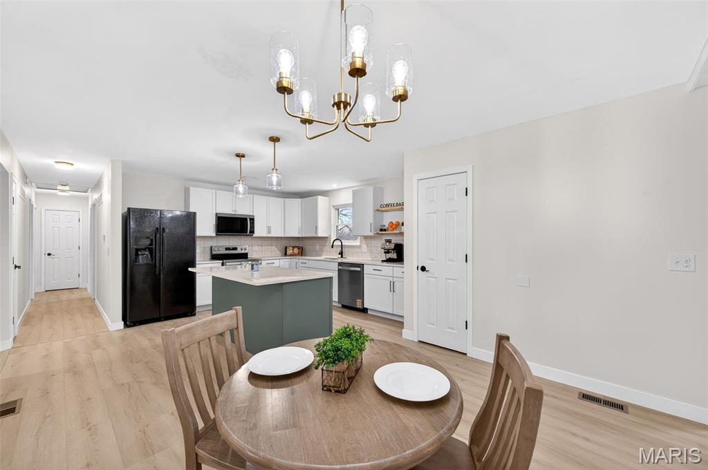 105 Hunters Ridge St. Charles, MO 63301 - Photo 9 of 32