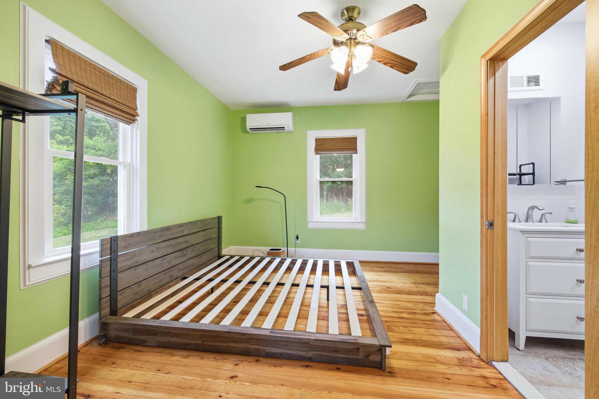 527 Panhandle Road Bentonville, VA 22610 - Photo 14 of 51 Bedroom 1