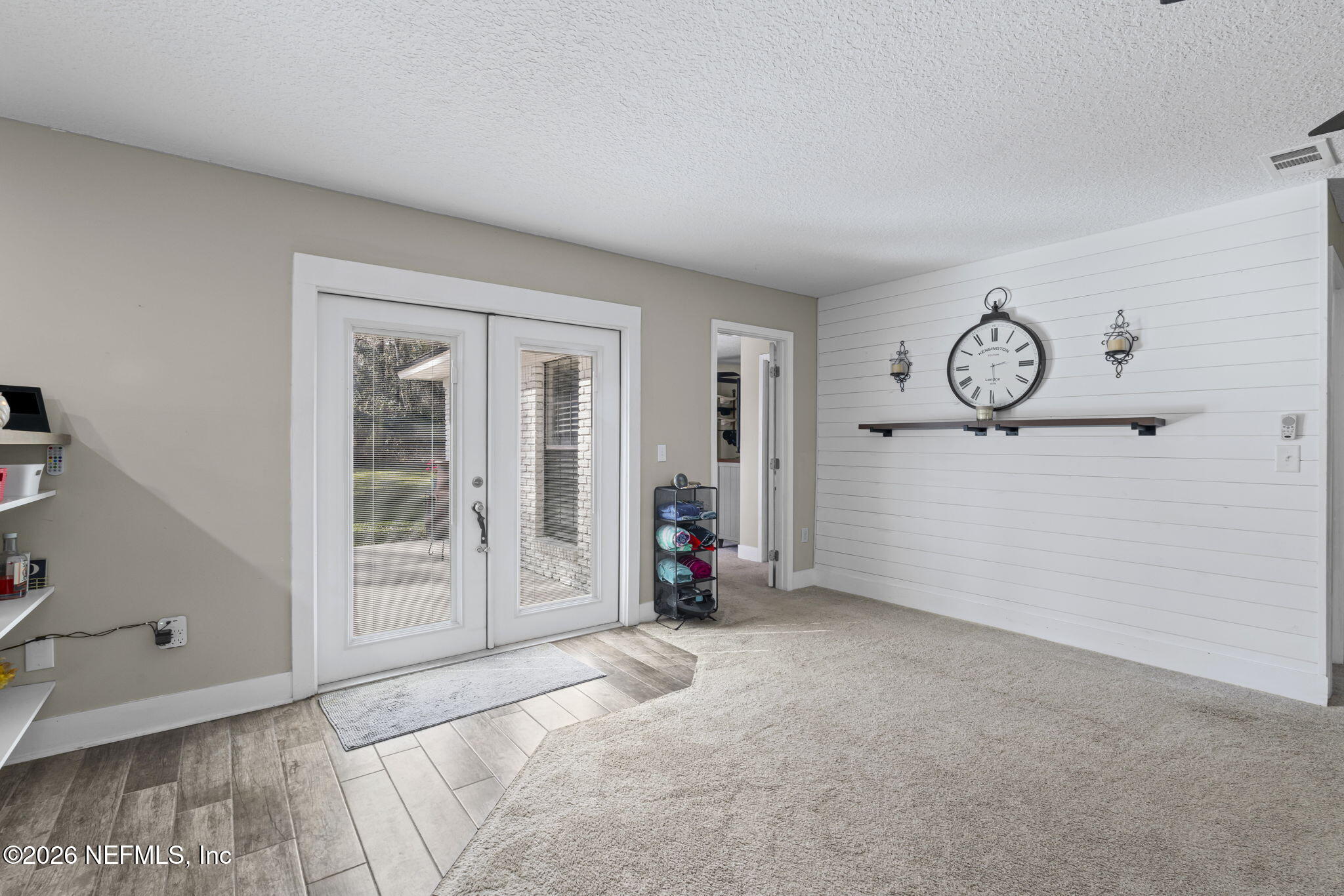 3084 Joe Johns Road Middleburg, FL 32068 - Photo 10 of 52 a view of an empty room with closet area