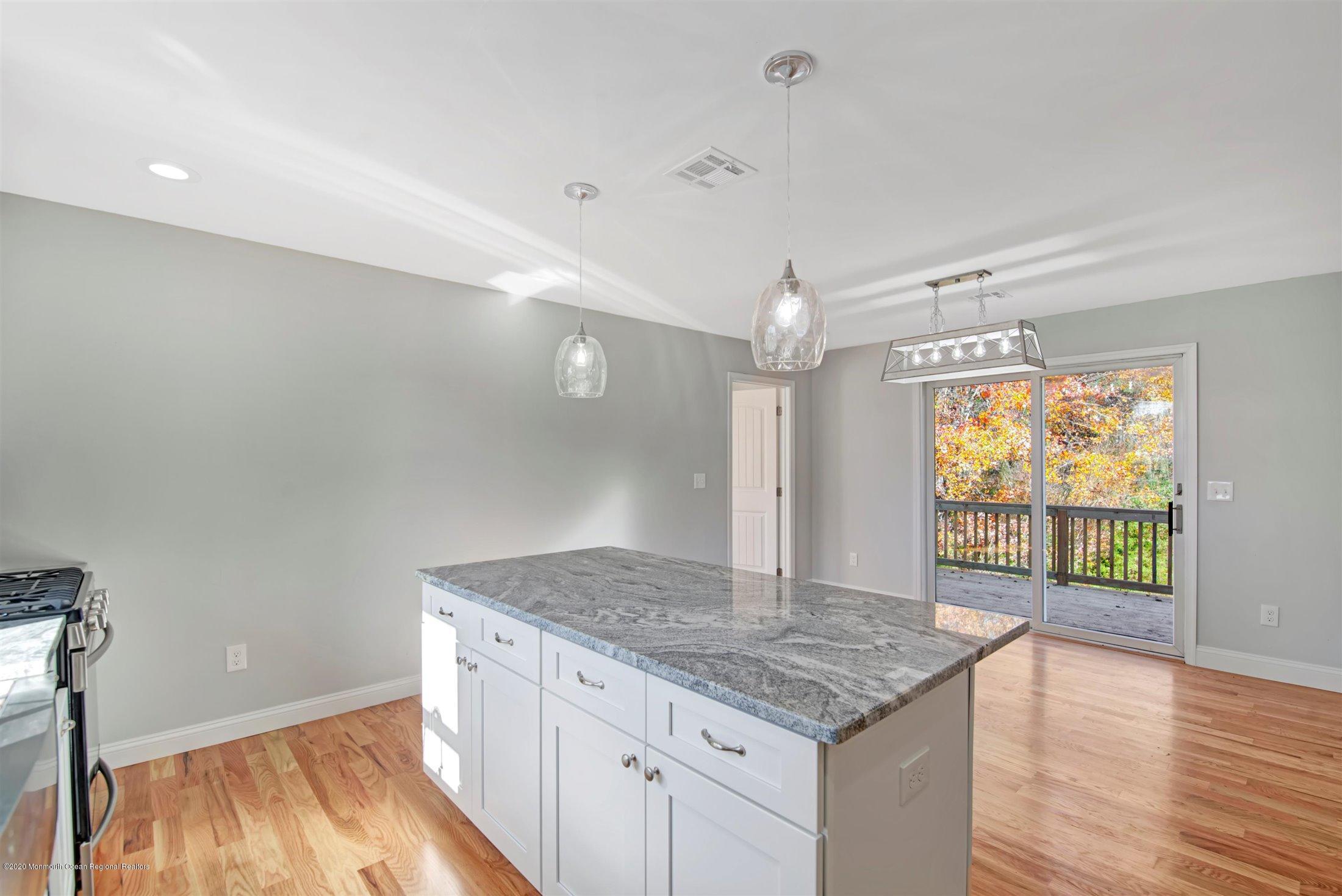 65 Harbor Inn Road Bayville, NJ 08721 - Photo 8 of 31 15-KITCHEN