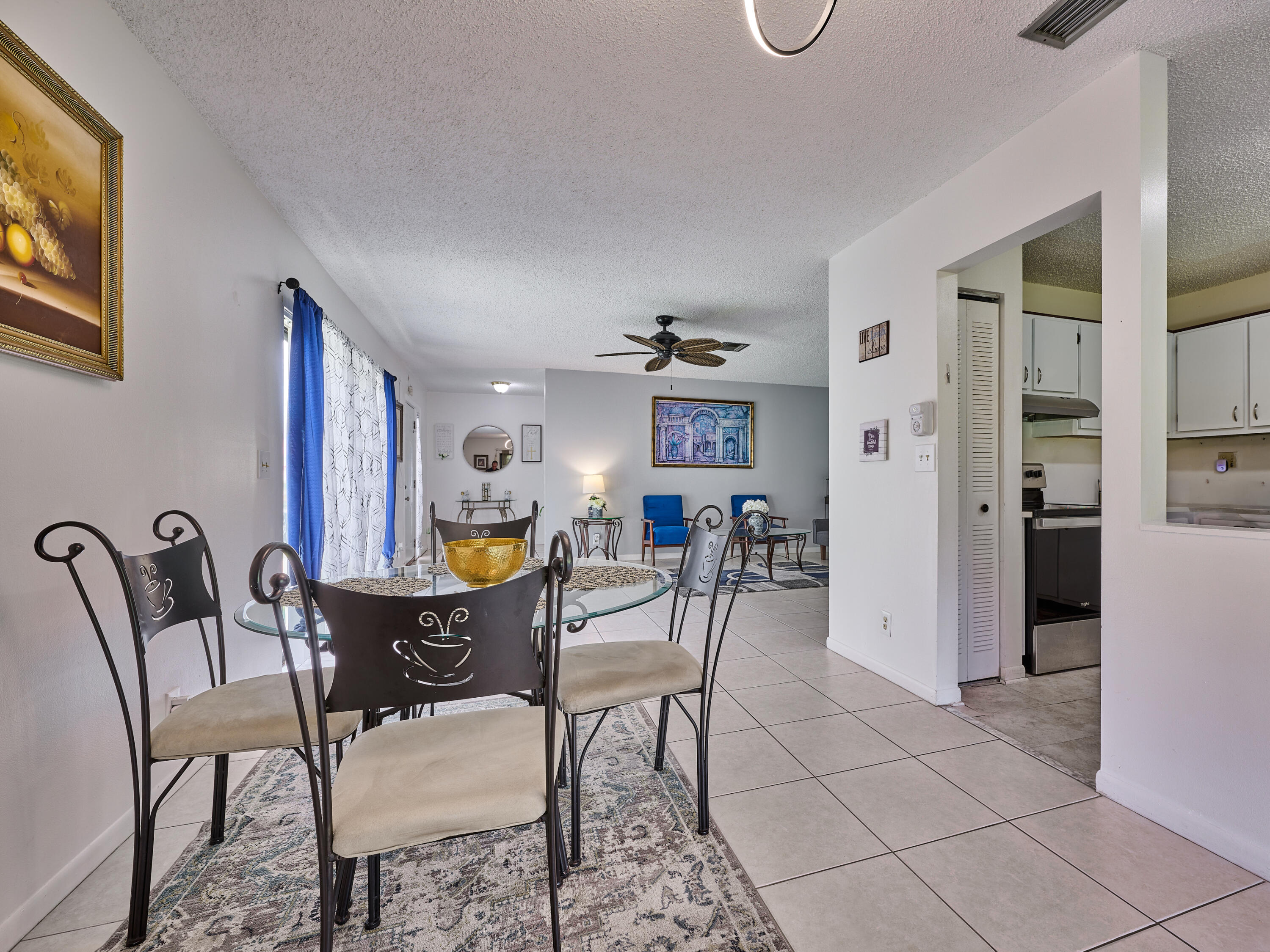 5197 Minto Road Boynton Beach, FL 33472 - Photo 10 of 32 a view of a dining room with furniture