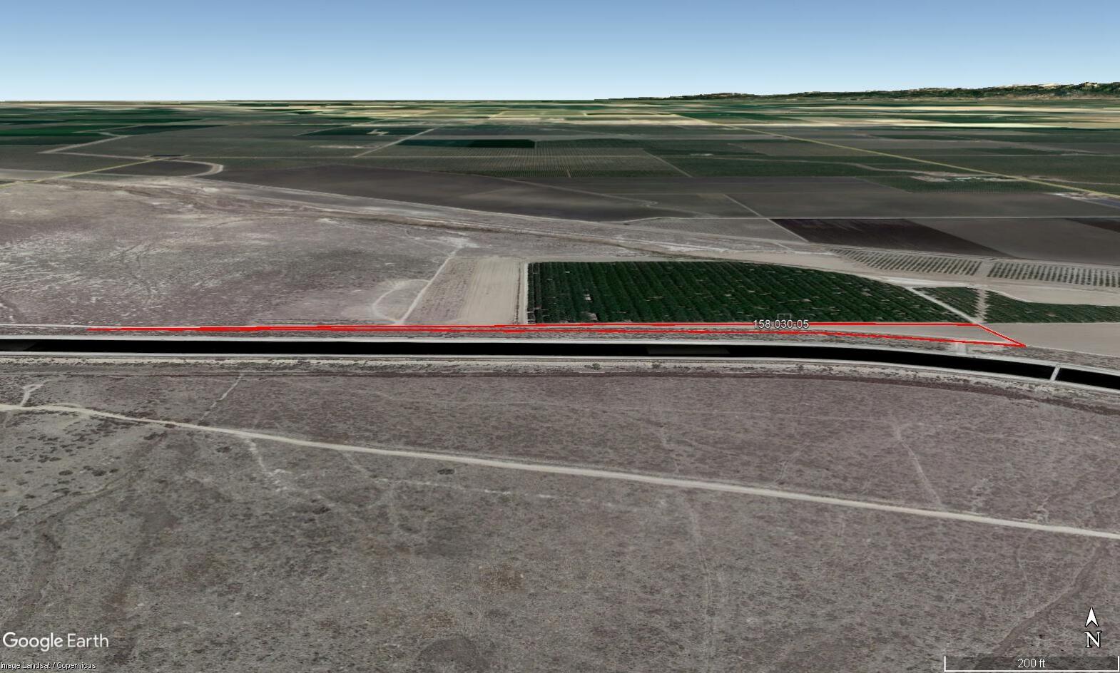 Buttonwillow Drive & Brite Rd, CA 92306 - Photo 5 of 8 a view of a room