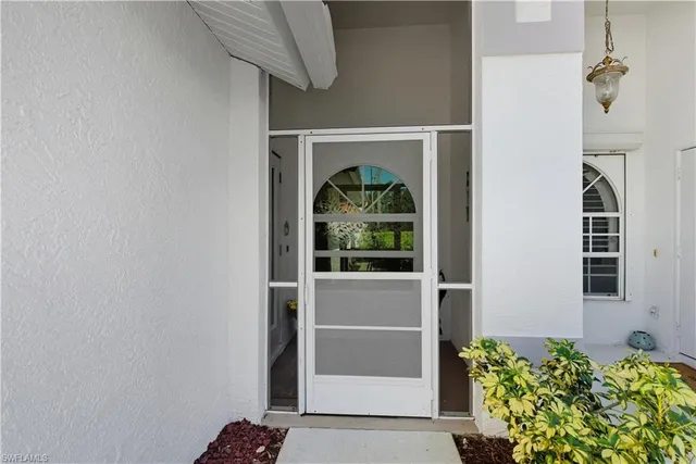 $565,000 | 2266 Stacil Circle, Unit 3, Naples, FL 34109
