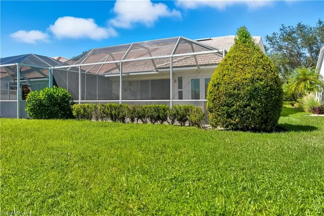 $565,000 | 2266 Stacil Circle, Unit 3, Naples, FL 34109