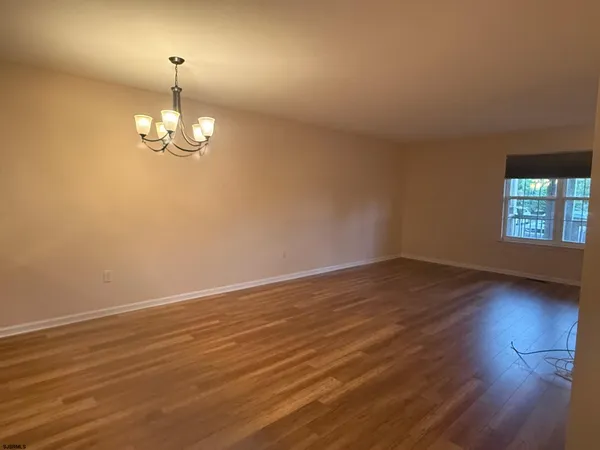 $2,450 | 551 London Court, Unit 551, Egg Harbor Township, NJ 08234