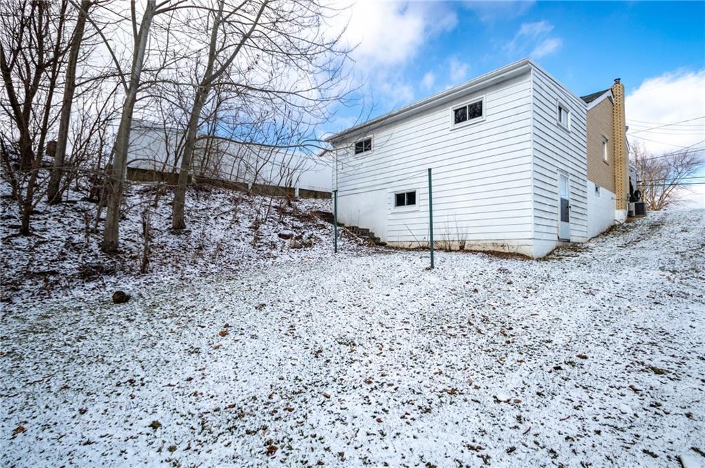 1900 Conway Wallrose Road Freedom, PA 15042 - Photo 5 of 18
