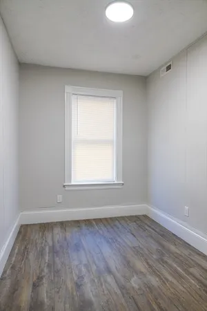 $5,200 | 626 East 6th Street, Unit 2, Boston, MA 02127