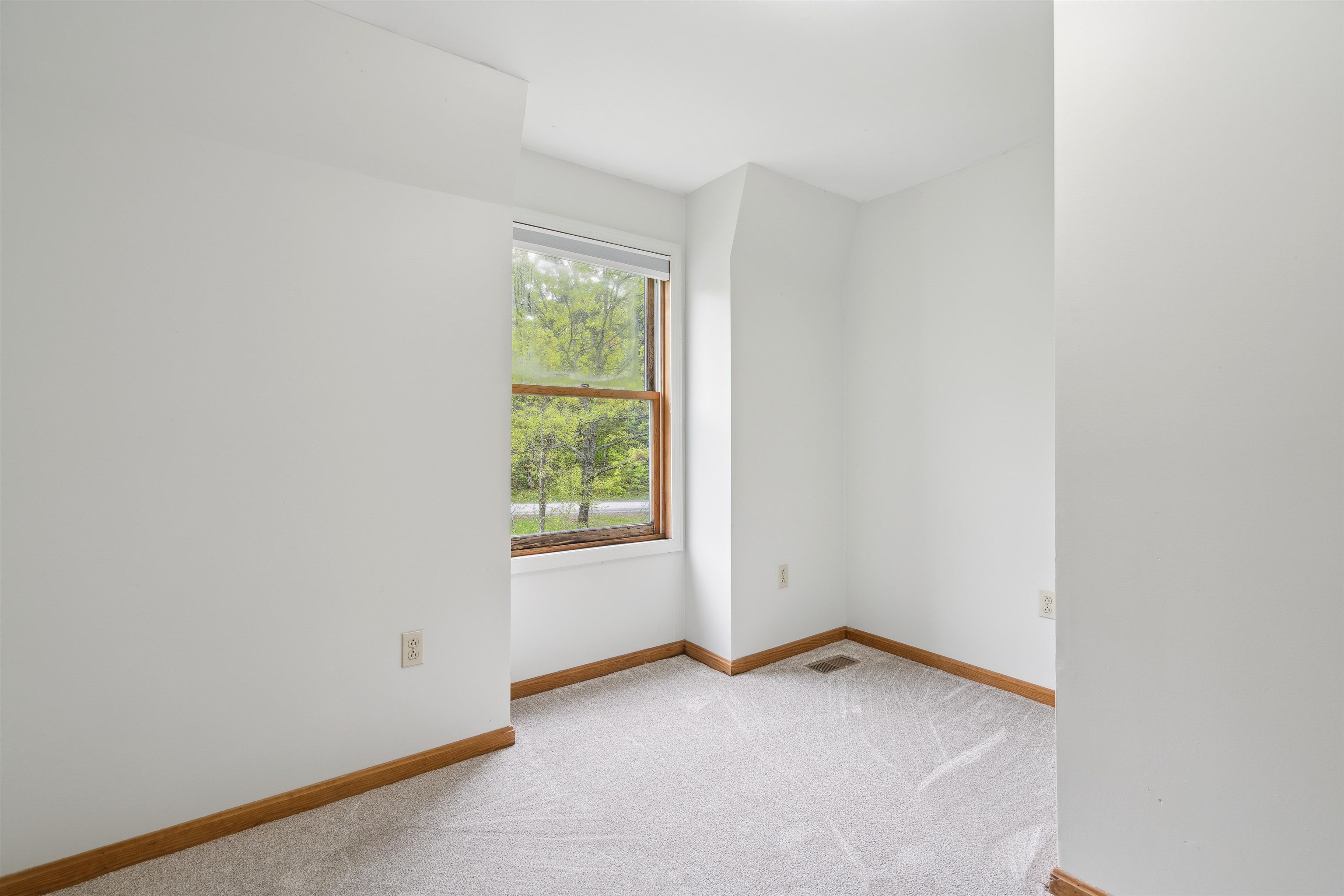 2 Thornberry Road Hanover, NH 03750 - Photo 35 of 45 Gallery Image 35