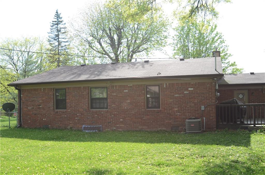 1239 Bluff Road Plainfield, IN 46168 - Photo 4 of 18 Gallery Image 4