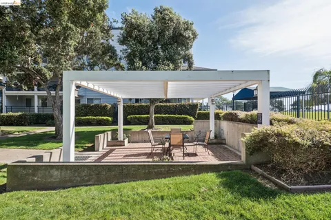 $329,000 | 1203 Melville Square, Unit 216, Richmond, CA 94804